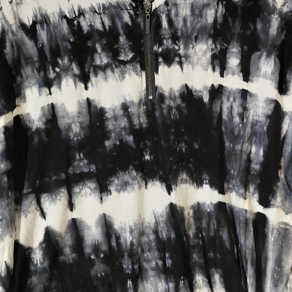 Black and White Tie-Dye Women's Short Sleeve Top - Picture 3 of 9